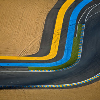 Going Series: Bend at Le Mans 800
