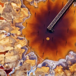 Floating on Oil