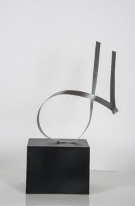 Joe Gitterman, “Steel 2 Points,” painted stainless steel
